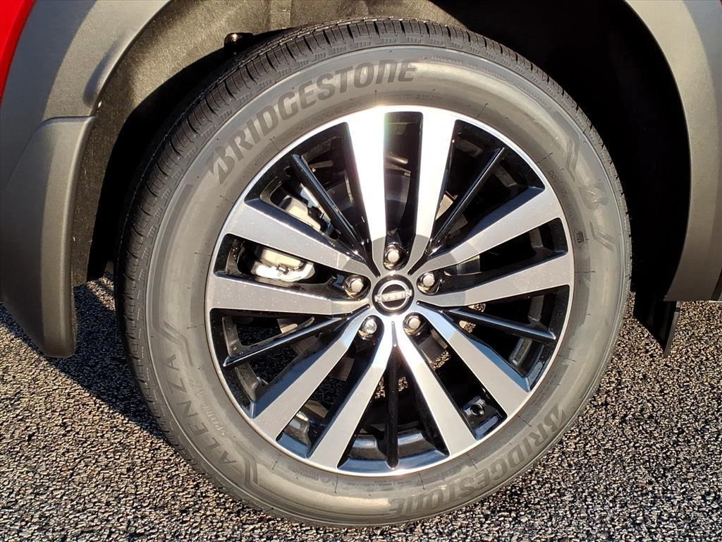 new 2025 Nissan Pathfinder car, priced at $48,031