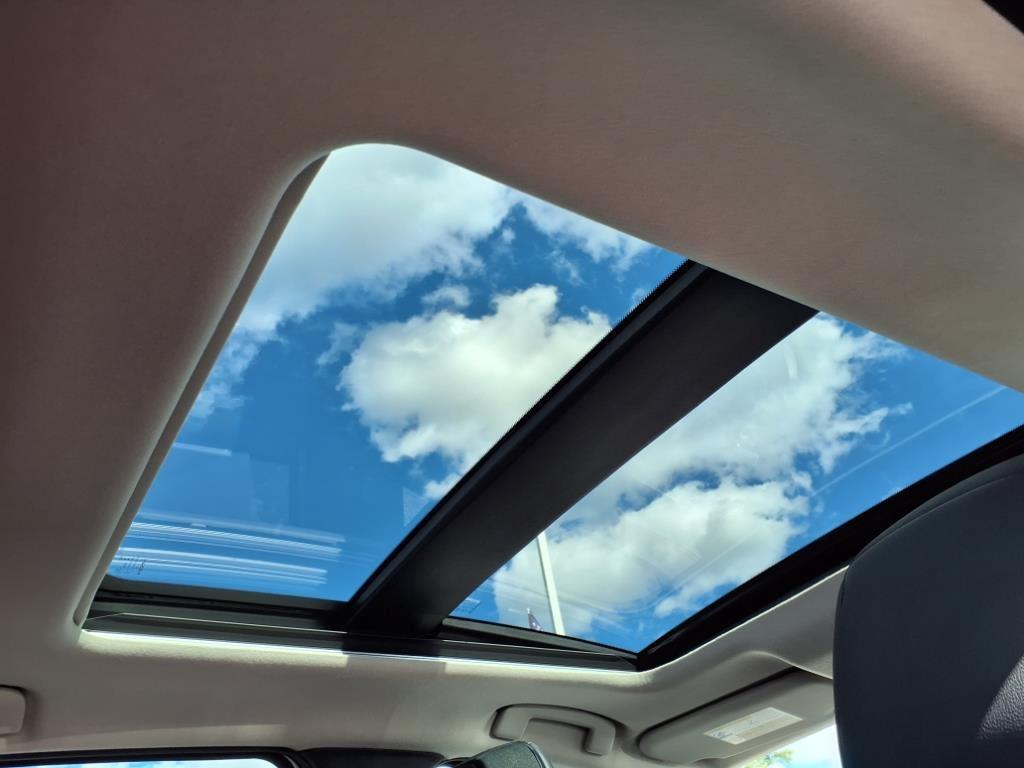 new 2025 Nissan Kicks car, priced at $31,079