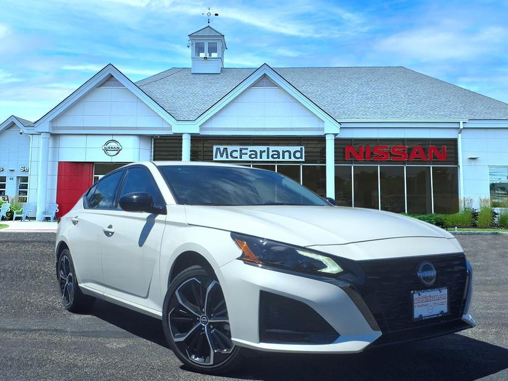 new 2025 Nissan Altima car, priced at $30,340