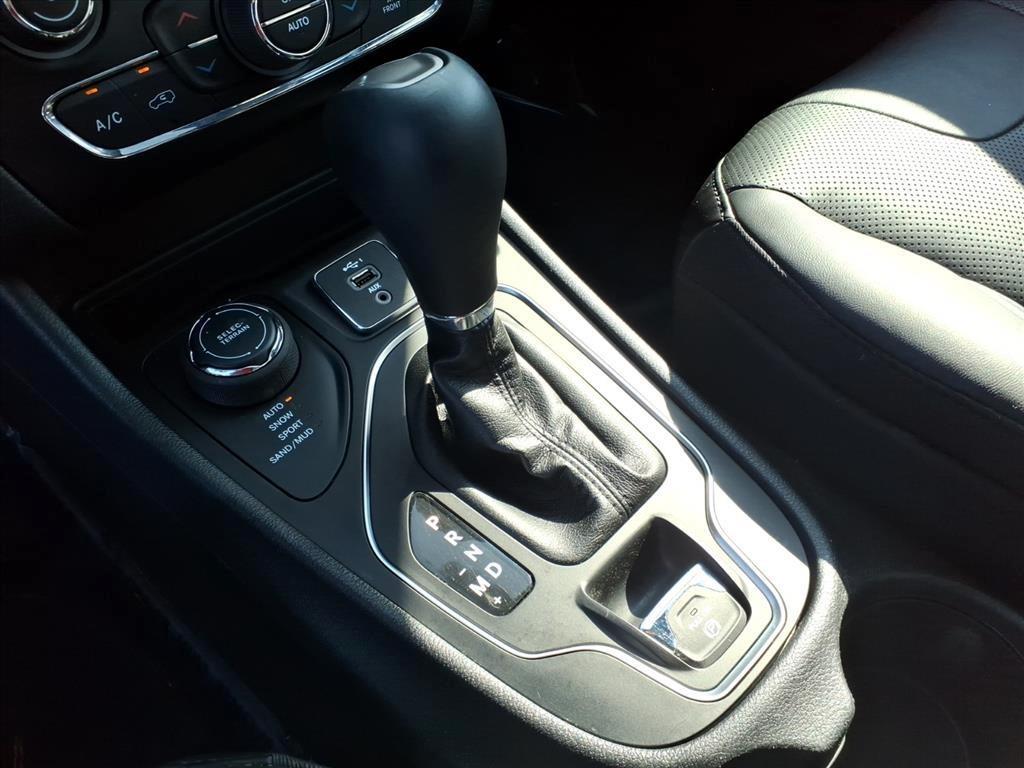 used 2021 Jeep Cherokee car, priced at $16,330
