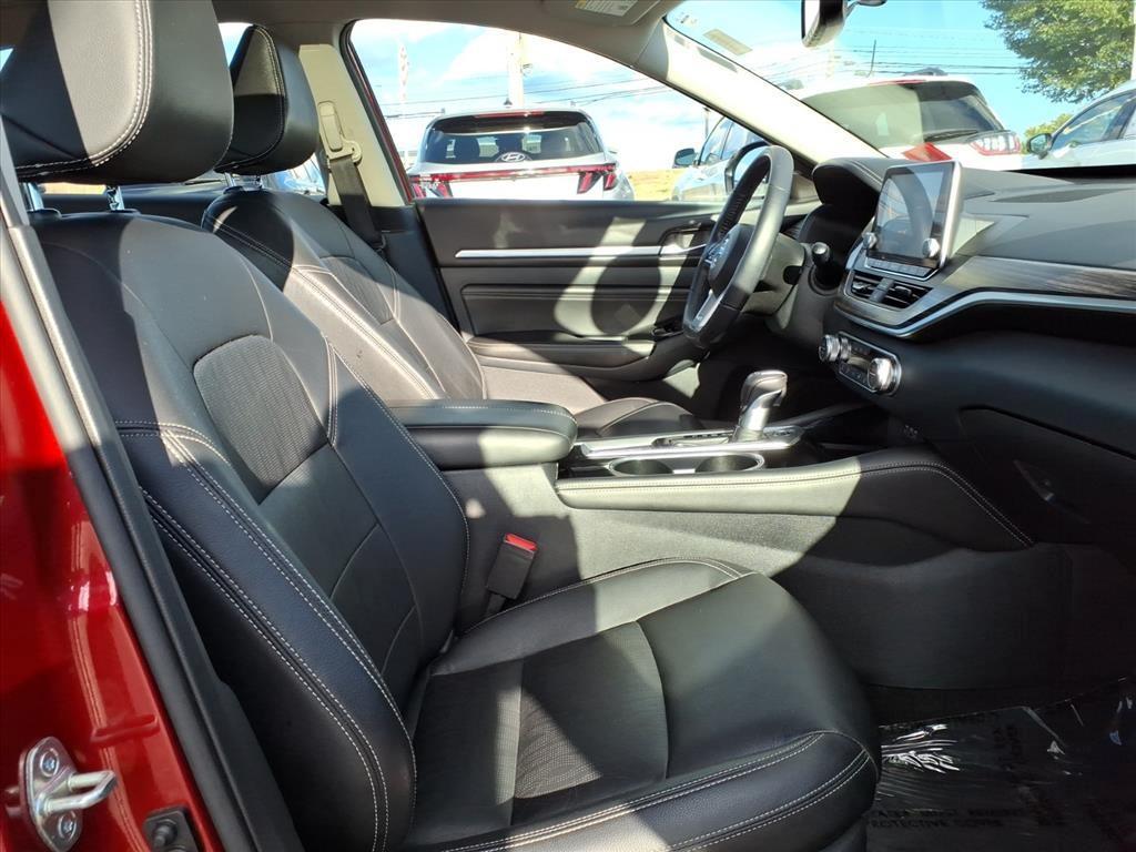 used 2021 Nissan Altima car, priced at $15,556