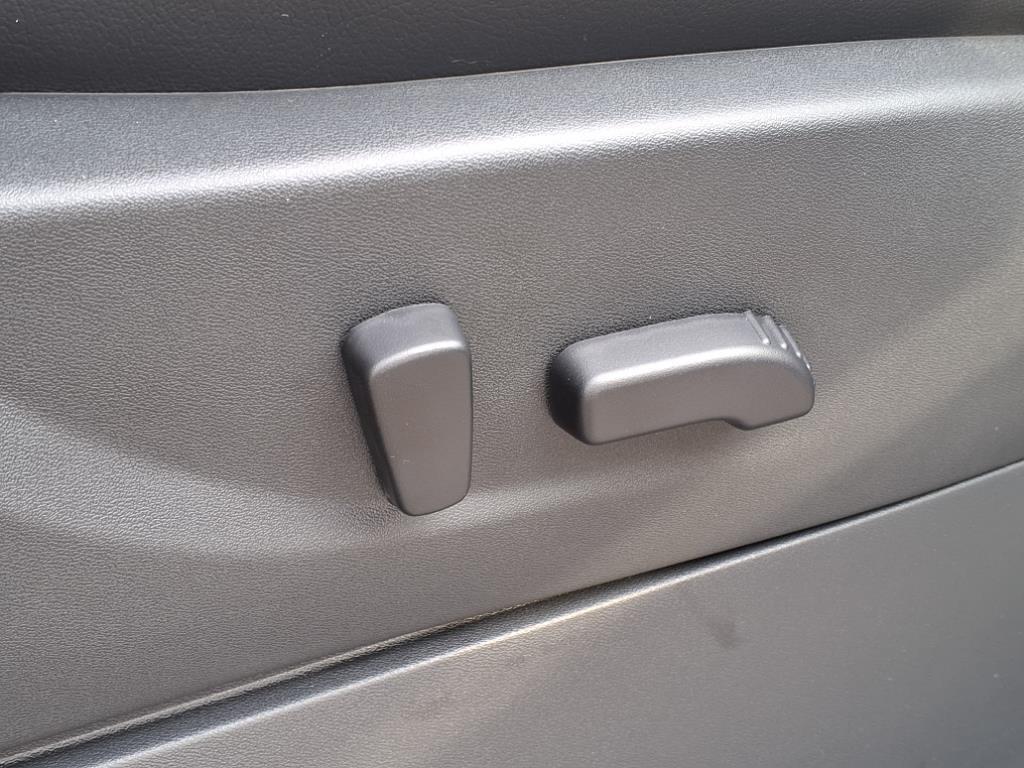 new 2025 Nissan Frontier car, priced at $47,487