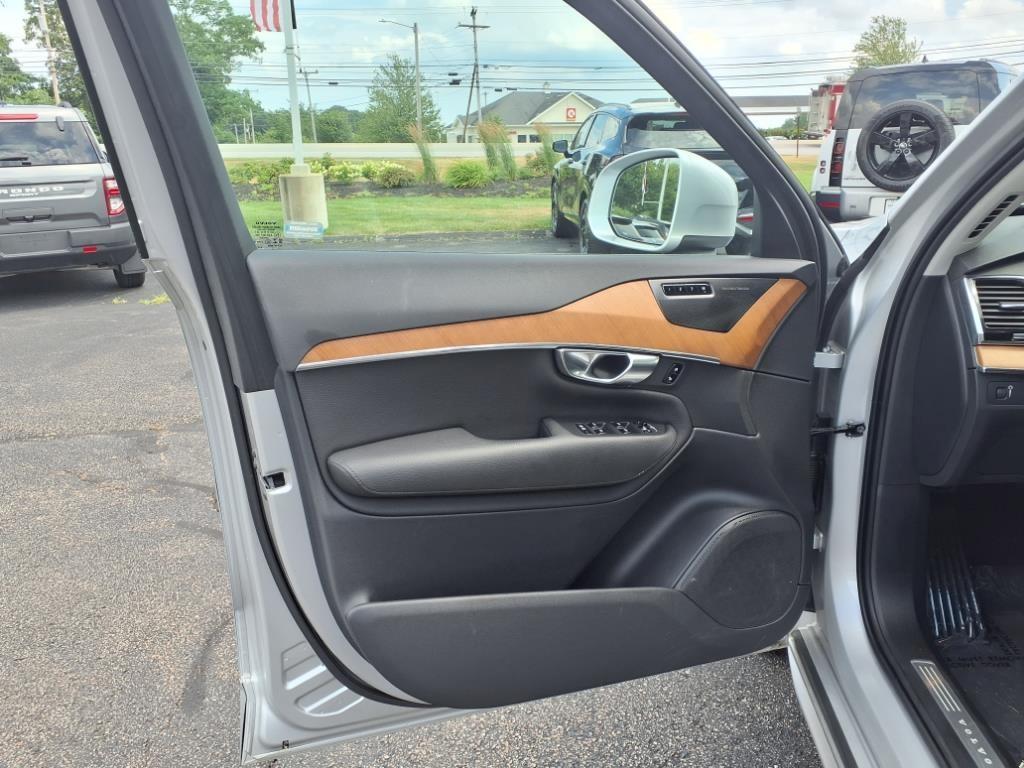 used 2021 Volvo XC90 car, priced at $32,357