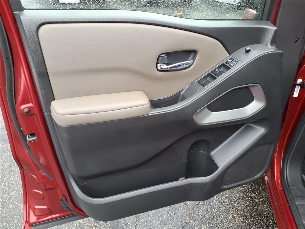 used 2023 Nissan Frontier car, priced at $32,167