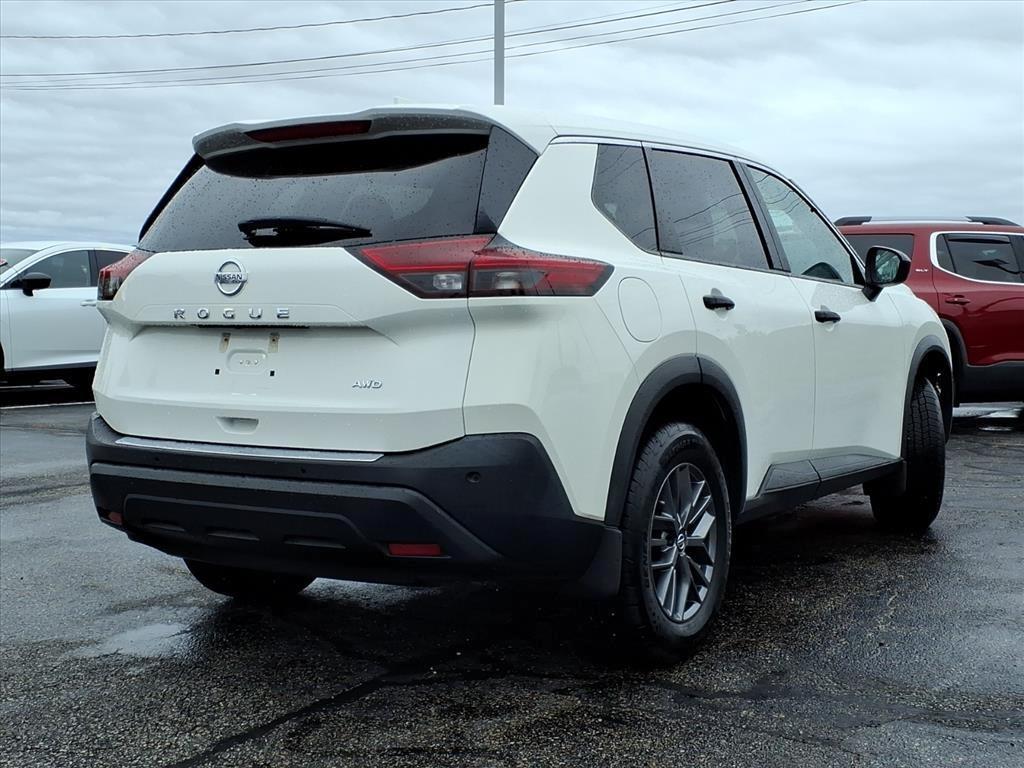 used 2021 Nissan Rogue car, priced at $14,277
