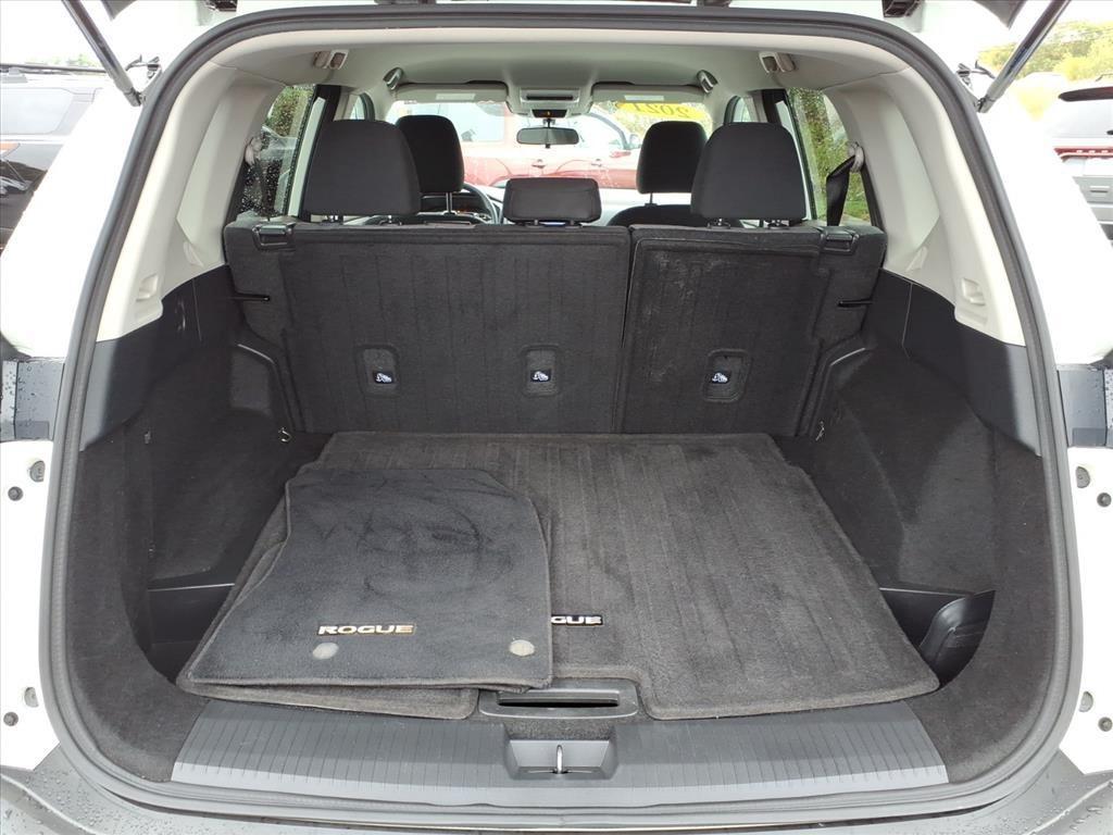 used 2021 Nissan Rogue car, priced at $14,277