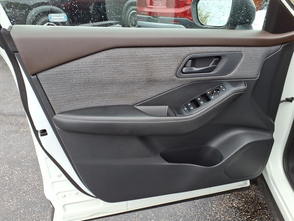 used 2021 Nissan Rogue car, priced at $14,277