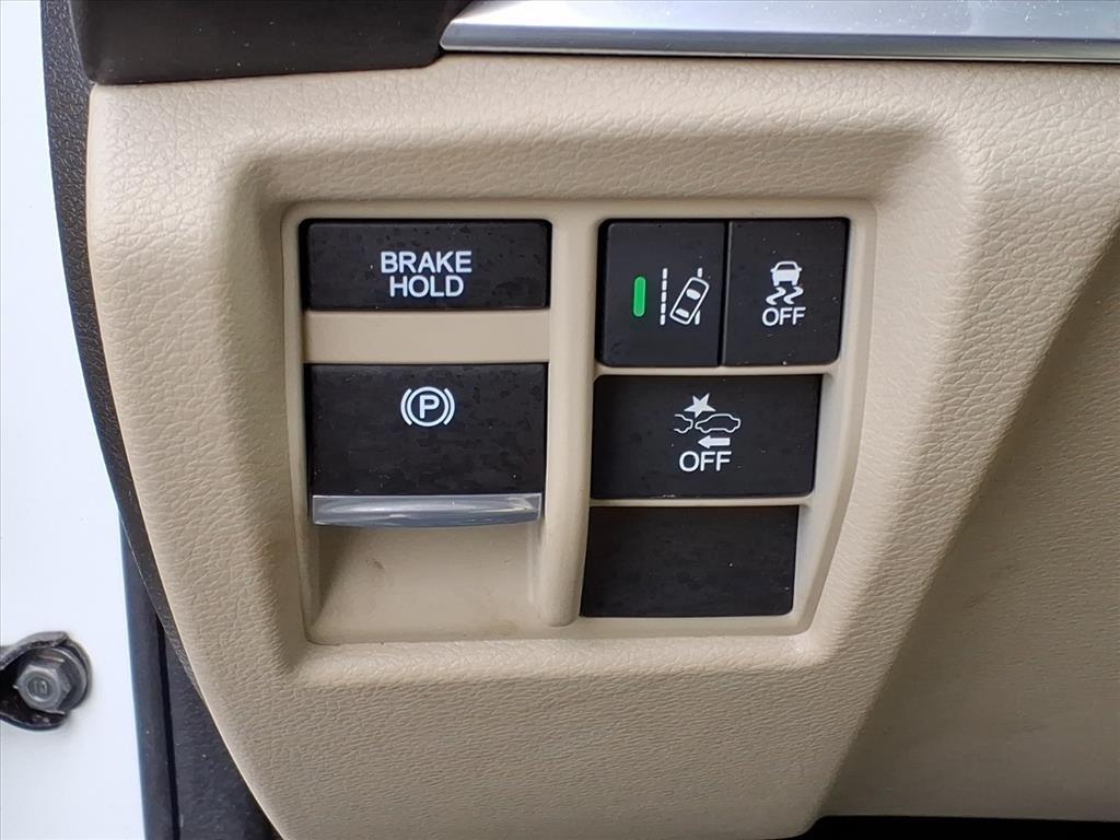used 2018 Acura MDX car, priced at $19,190