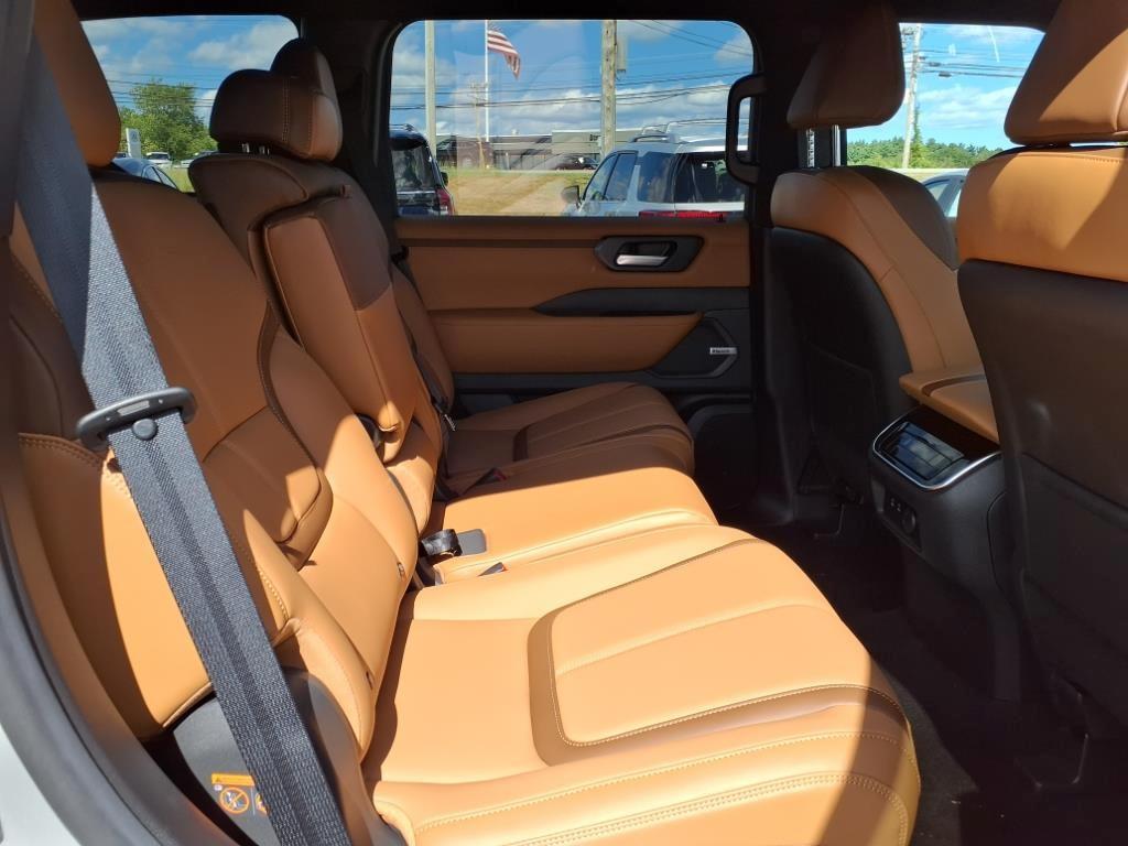new 2025 Nissan Armada car, priced at $68,851