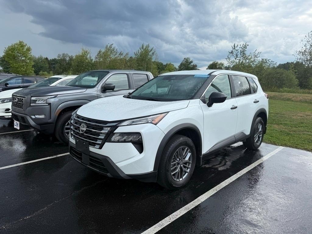 used 2024 Nissan Rogue car, priced at $26,424