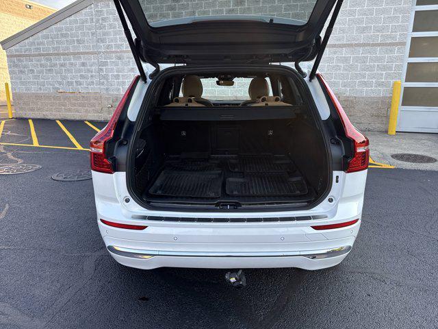 used 2023 Volvo XC60 car, priced at $43,999