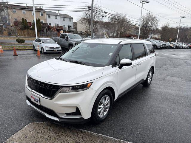 used 2023 Kia Carnival car, priced at $30,499