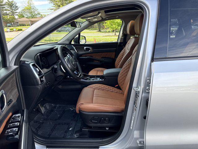 used 2022 Kia Sorento car, priced at $32,999