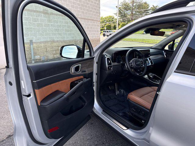 used 2022 Kia Sorento car, priced at $32,999