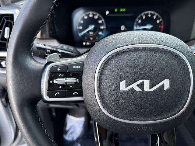 used 2022 Kia Sorento car, priced at $32,999