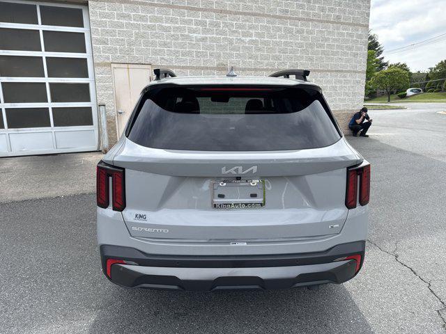 used 2024 Kia Sorento car, priced at $38,899