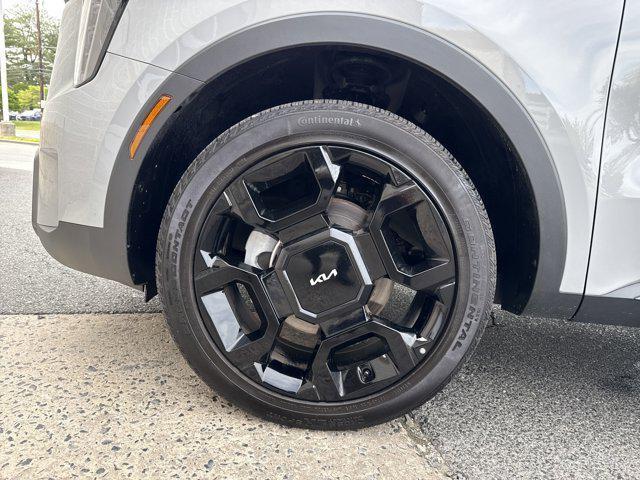 used 2024 Kia Sorento car, priced at $38,899