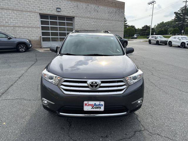used 2013 Toyota Highlander car, priced at $17,499