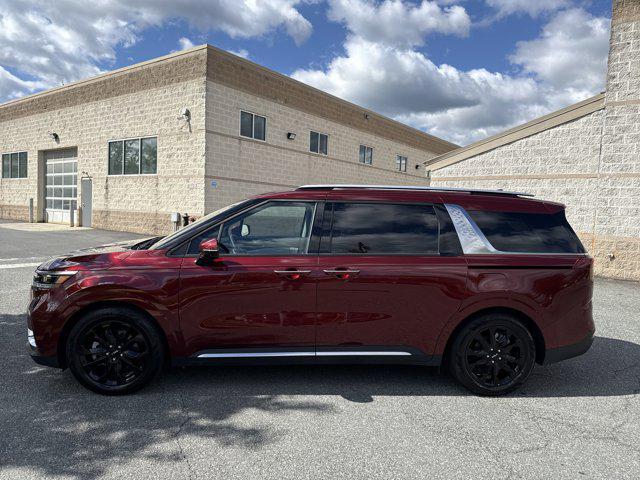 used 2024 Kia Carnival car, priced at $43,999