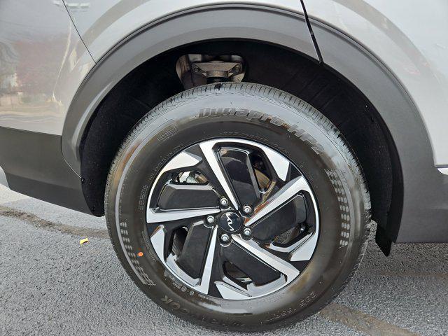 used 2025 Kia Sportage Hybrid car, priced at $28,999