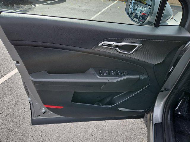 used 2025 Kia Sportage Hybrid car, priced at $28,999