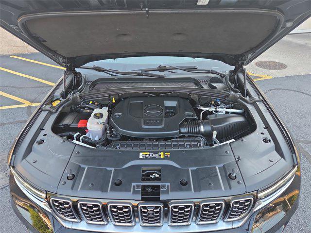used 2023 Jeep Grand Cherokee car, priced at $42,997