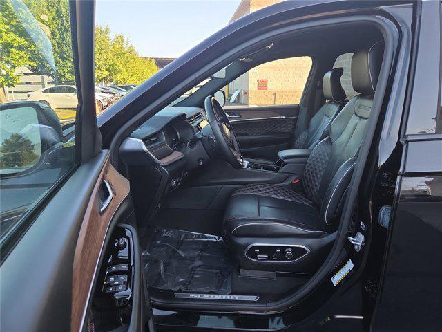 used 2023 Jeep Grand Cherokee car, priced at $42,997