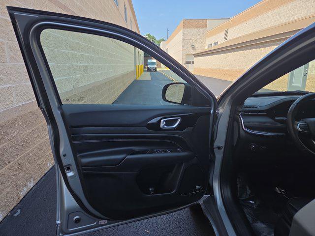 used 2022 Jeep Compass car, priced at $24,999
