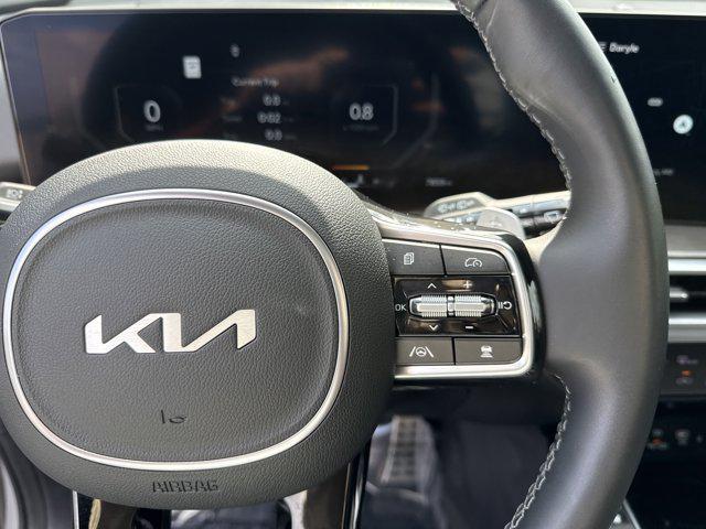 used 2025 Kia Sorento car, priced at $43,999