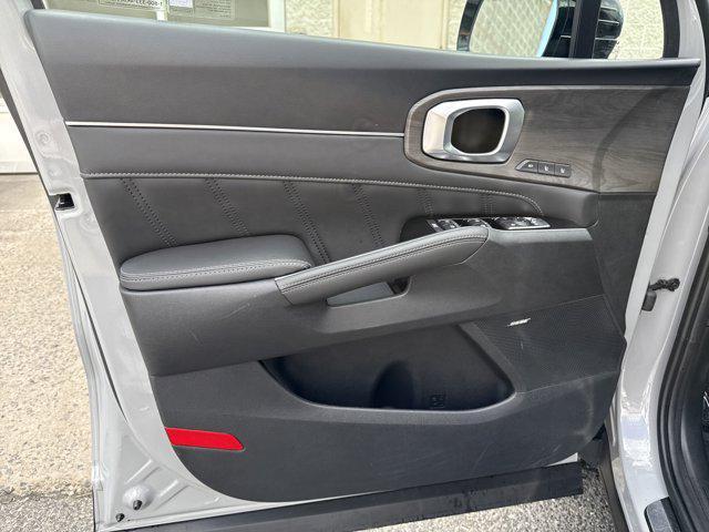 used 2025 Kia Sorento car, priced at $43,999
