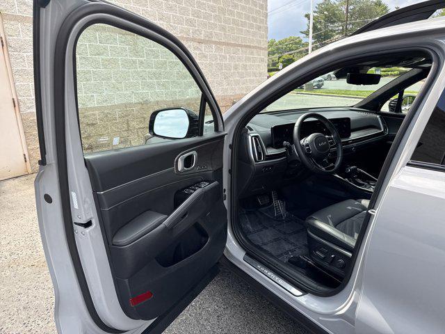 used 2025 Kia Sorento car, priced at $43,999