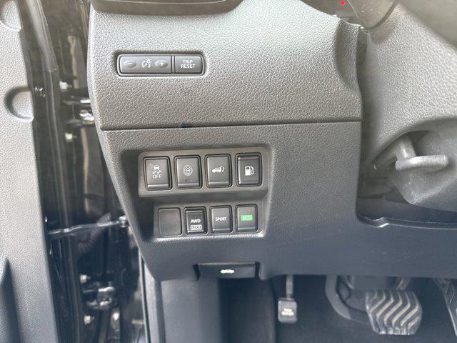 used 2020 Nissan Rogue car, priced at $13,499