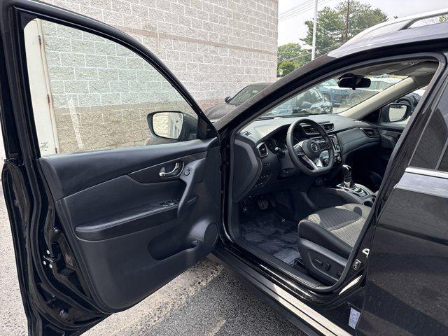used 2020 Nissan Rogue car, priced at $13,499