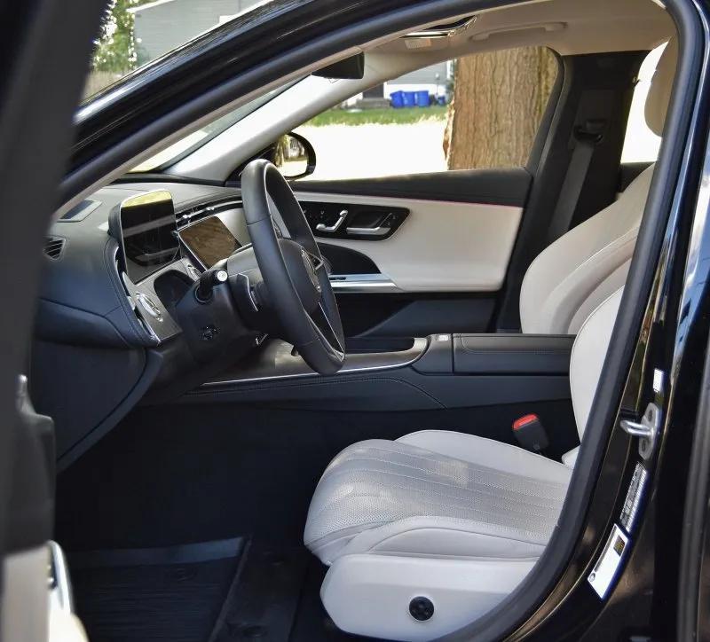 used 2024 Mercedes-Benz E-Class car, priced at $54,998