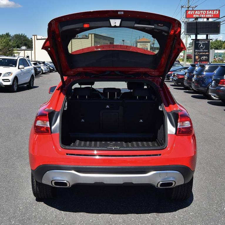 used 2018 Mercedes-Benz GLA 250 car, priced at $19,998