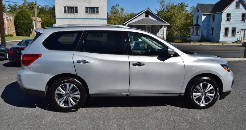 used 2019 Nissan Pathfinder car, priced at $14,498