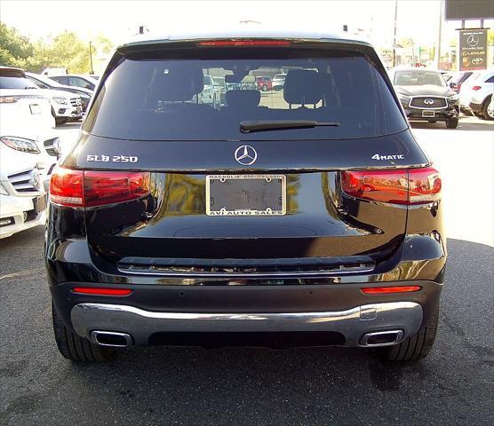 used 2020 Mercedes-Benz GLB 250 car, priced at $28,998