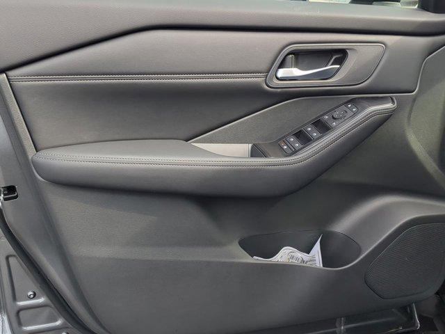 new 2025 Nissan Rogue car, priced at $33,825
