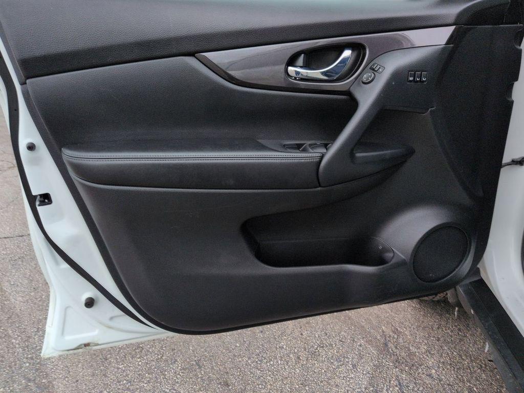 used 2019 Nissan Rogue car, priced at $16,749