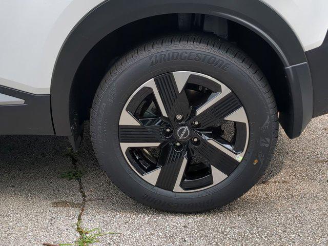 new 2025 Nissan Kicks car, priced at $24,570