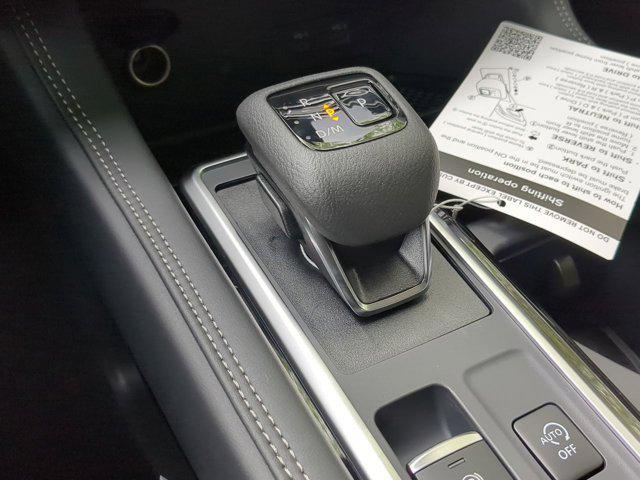 new 2025 Nissan Pathfinder car, priced at $51,052