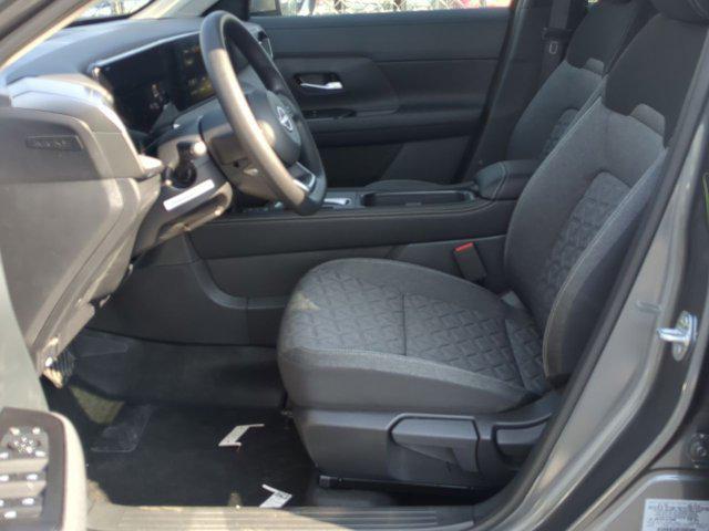 new 2025 Nissan Kicks car, priced at $24,655