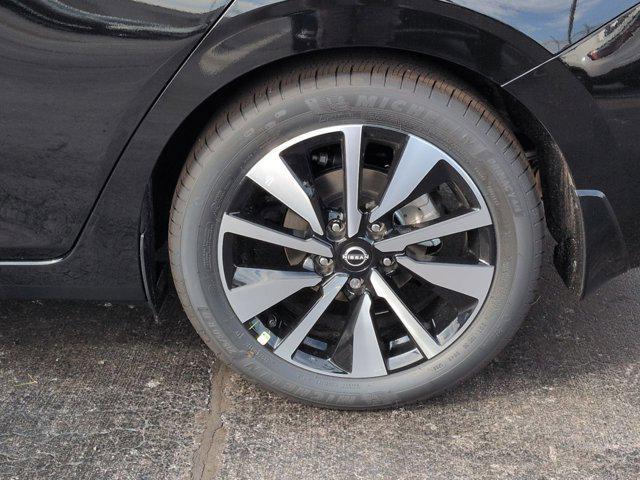 new 2025 Nissan Sentra car, priced at $23,118