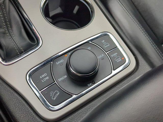 used 2021 Jeep Grand Cherokee car, priced at $27,539