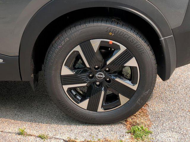 new 2025 Nissan Kicks car, priced at $27,030