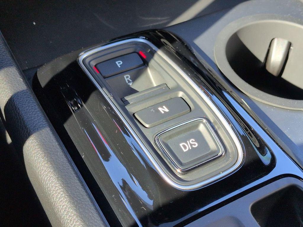 used 2025 Honda Pilot car, priced at $38,799