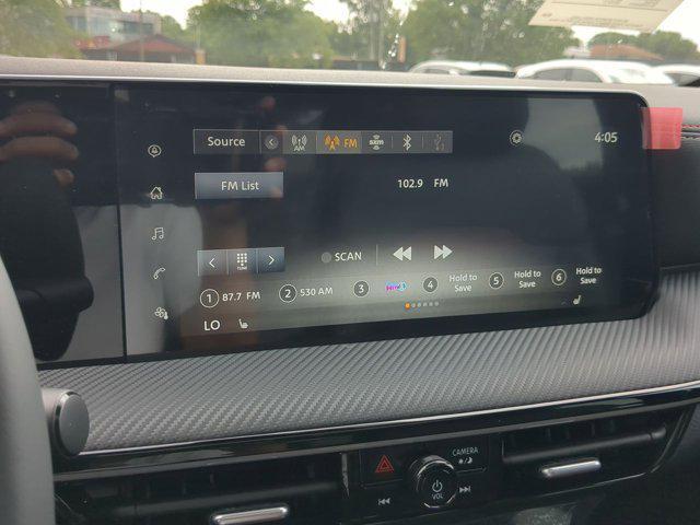 new 2025 Nissan Kicks car, priced at $28,354