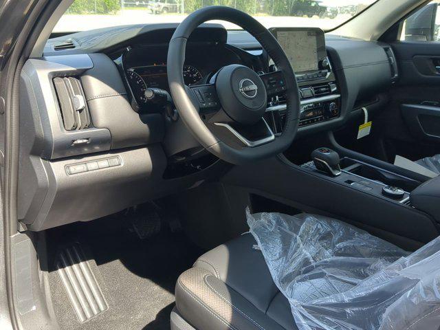 new 2025 Nissan Pathfinder car, priced at $44,338