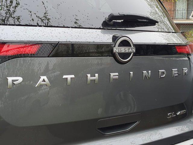 new 2025 Nissan Pathfinder car, priced at $45,555