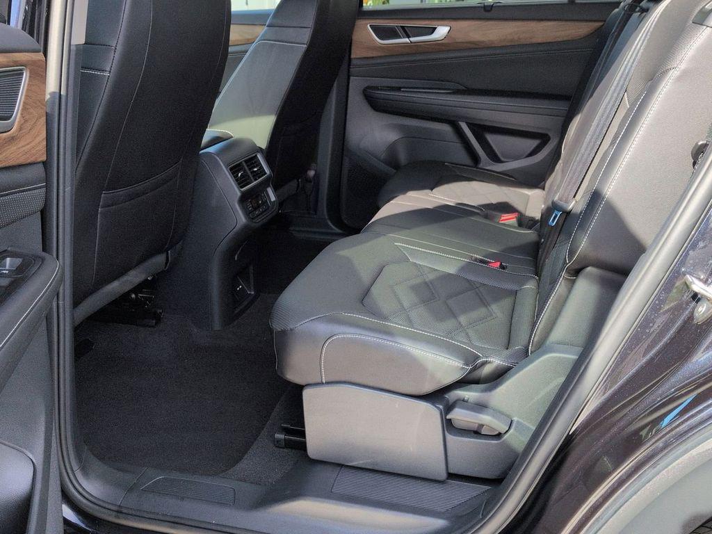 used 2025 Volkswagen Atlas car, priced at $35,699